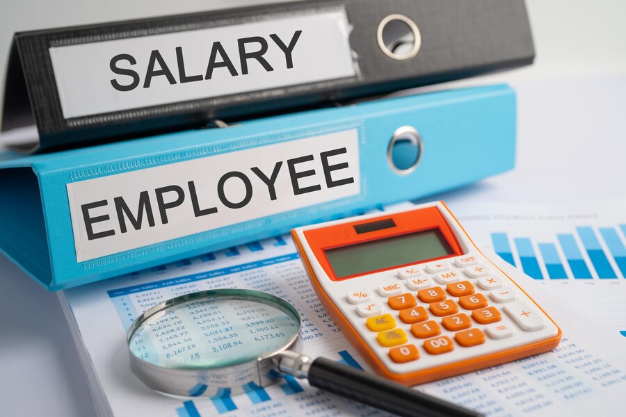Leave Salary Calculation Under UAE Labour Law